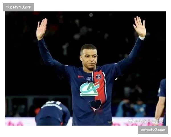 半场战报:巴黎圣日耳曼1-0领先拜仁,姆巴佩进球源于对手一次区域防守沟通失误